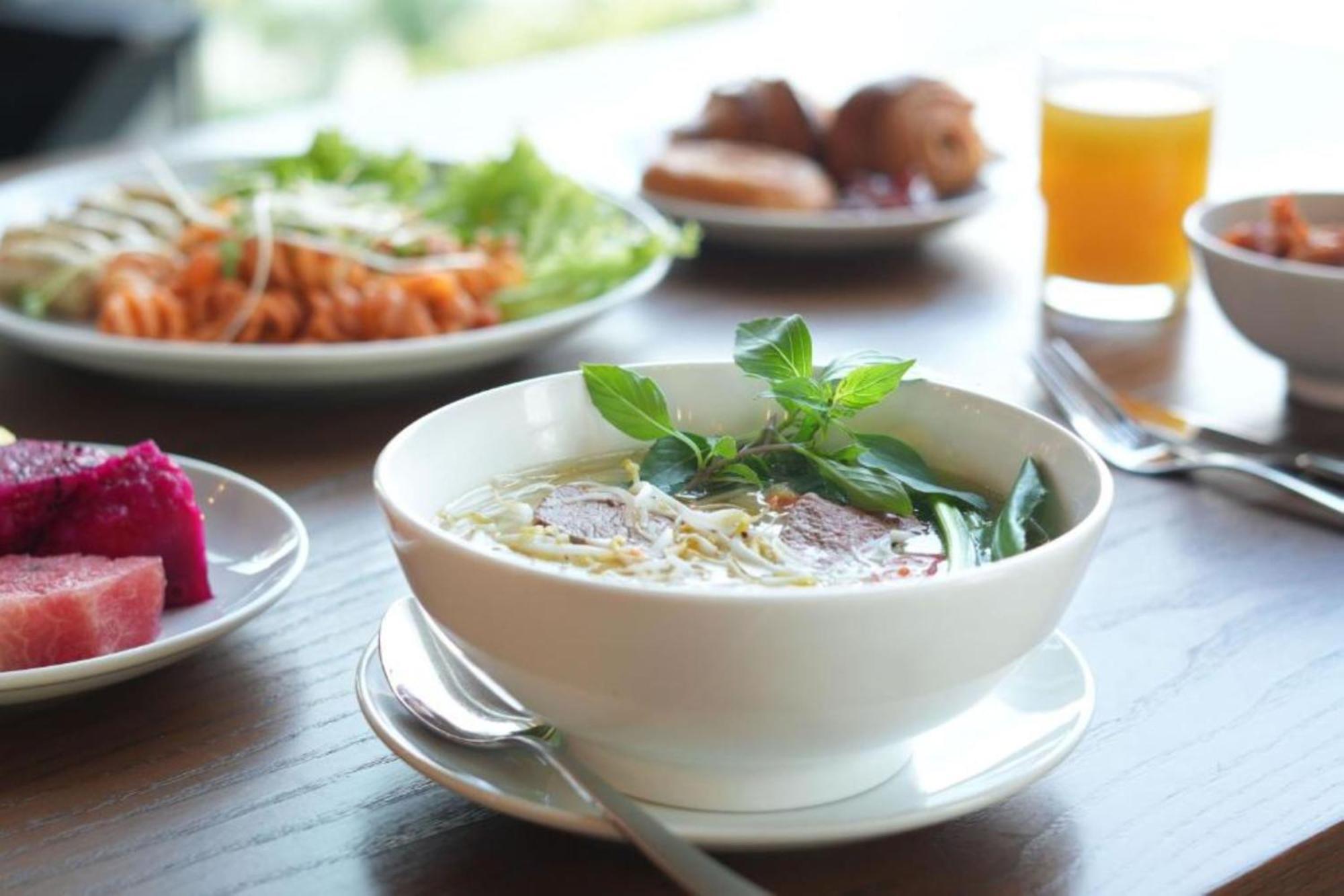 Wink Hotel Can Tho Ninh Kieu Wharf - 24Hrs Stay & Rooftop Pool Bar Exterior foto
